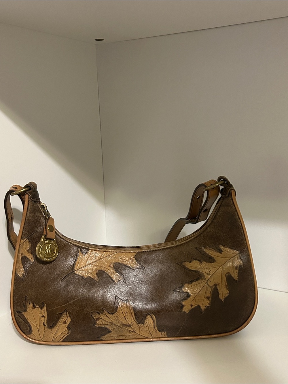 Brahmin Brown Leather Shoulder Bag with Tan Leaf Accents - Picture 1 of 12